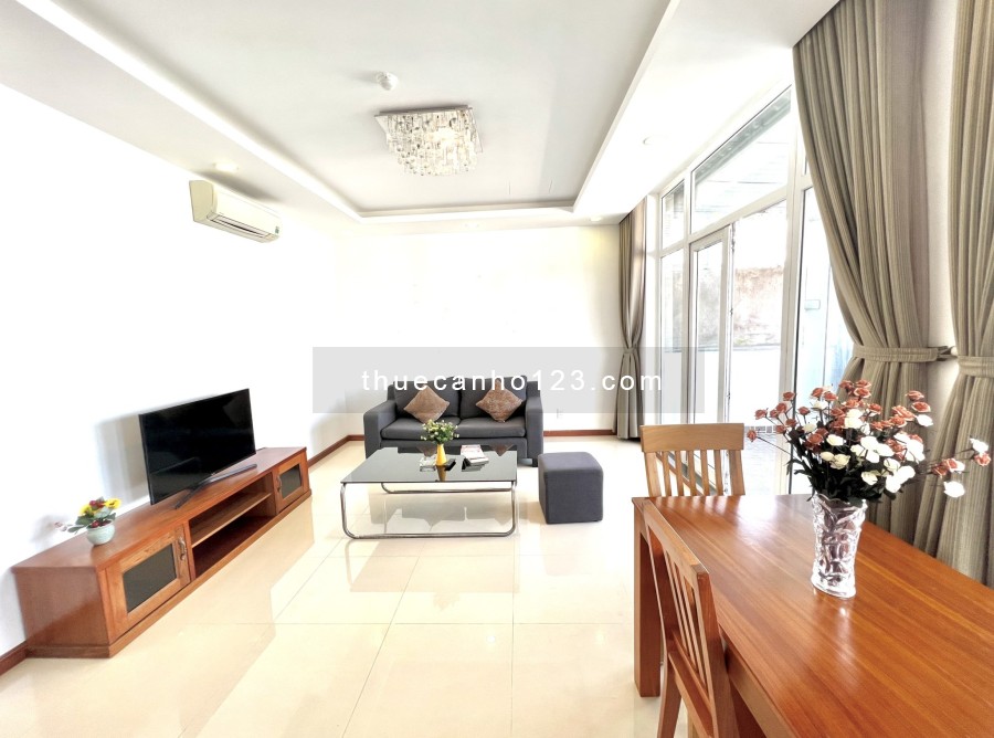 Cho thuê Penthouse 1PN riêng, ban công cực rộng. Mặt tiền đường lớn, cách sân bay TSN 5p đi xe