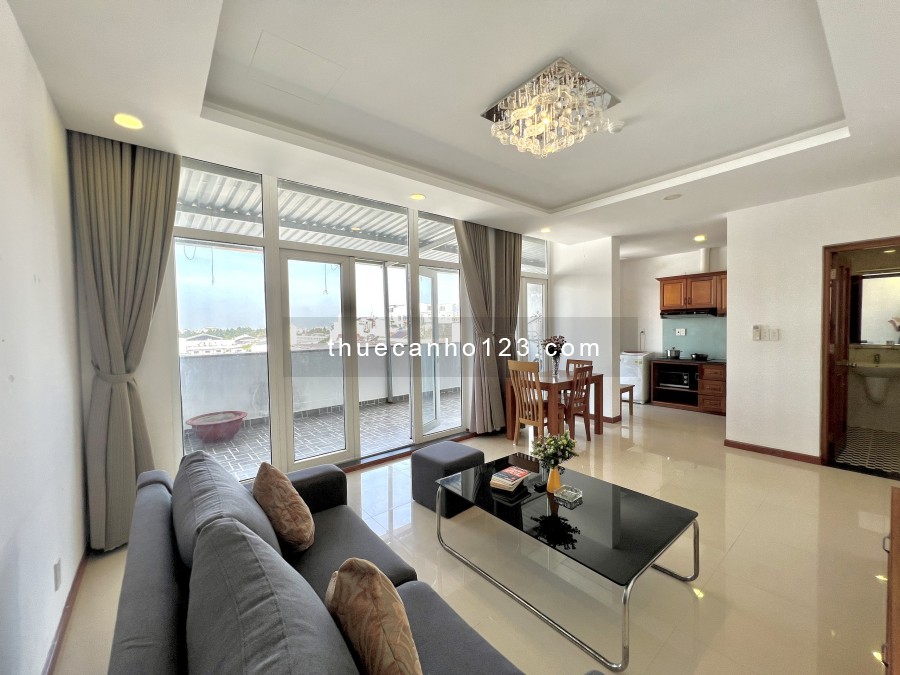 Cho thuê Penthouse 1PN riêng, ban công cực rộng. Mặt tiền đường lớn, cách sân bay TSN 5p đi xe