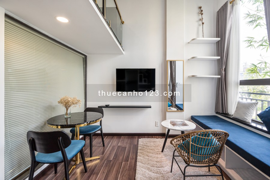 Duplex siêu cao cấp, Ngay Nguyễn Cửu Vân, Bình Thạnh, Giáp Quận 1, kế bên Landmark 81, Ban công xịn.