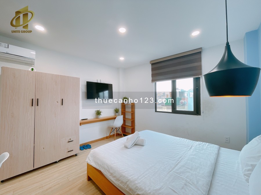 Căn hộ studio cửa sổ lớn - full nội thất - gần phố đi bộ Bùi Viện