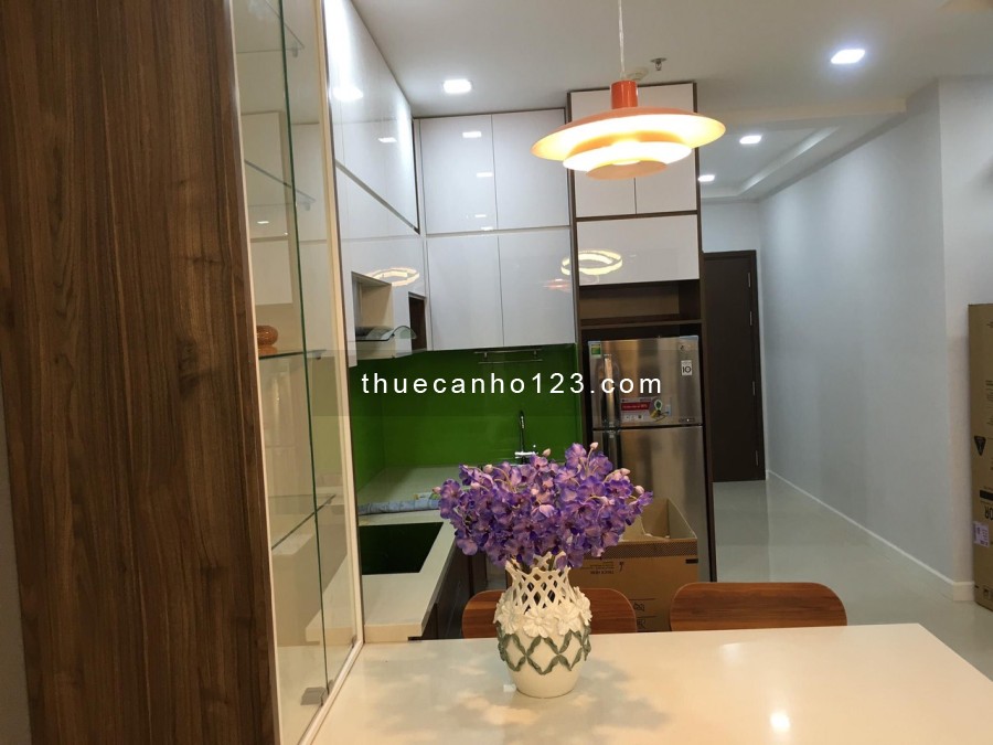 Cho thuê CH cao cấp The Prince, Phú Nhuận 75m2, 2PN, full NTCC giá 14tr/th, LH Quân 0906.887.586