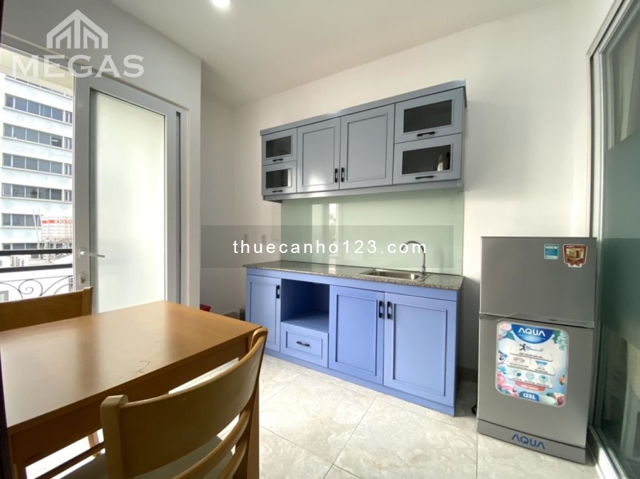 1 phòng ngủ,studio Sân Bay ban công full nội thất 30m2 gần công viên Hoàng Văn Thụ