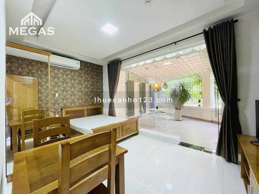 1 phòng ngủ,studio Sân Bay ban công full nội thất 30m2 gần công viên Hoàng Văn Thụ