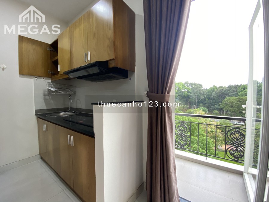 1 phòng ngủ,studio Sân Bay ban công full nội thất 30m2 gần công viên Hoàng Văn Thụ