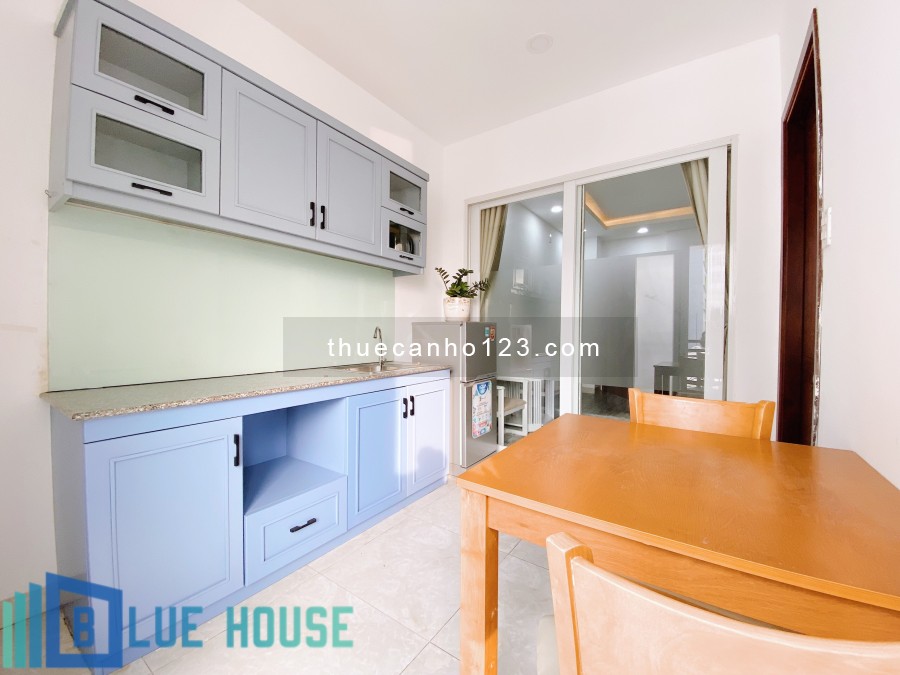 Căn hộ 1PN view Sân Bay, phòng rộng 40m2, FULL nội thất mới xây