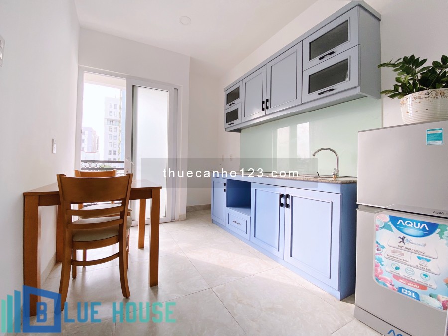 Căn hộ 1PN view Sân Bay, phòng rộng 40m2, FULL nội thất mới xây