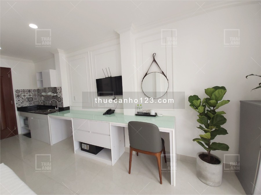 Giảm 500K 3 tháng đầu - căn hộ bancon view thoáng ngay Hai Bà Trưng, chợ Tân Định, sát quận 1