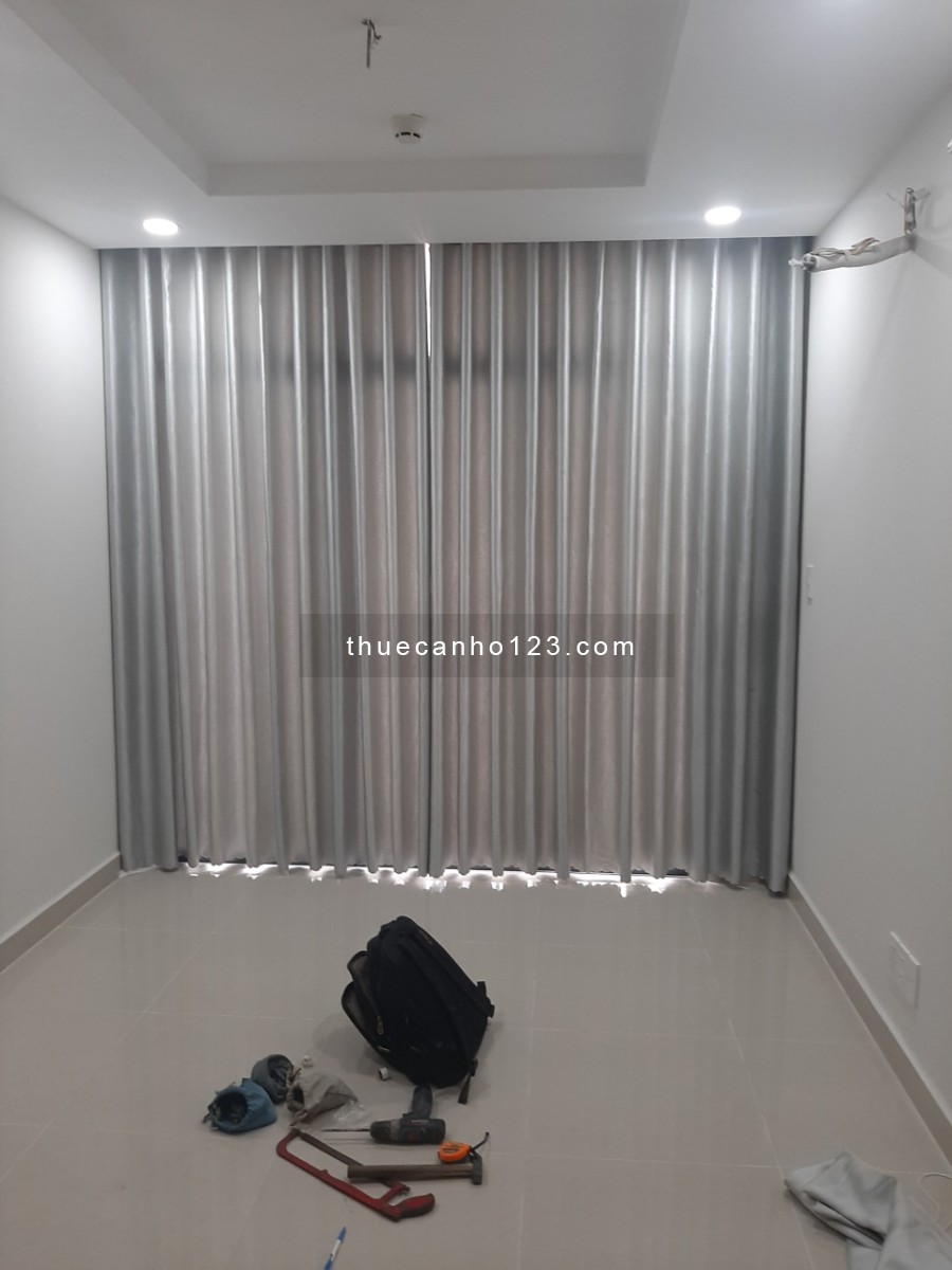 Cho thuê căn hộ Phú Đông Premier, 67m2, giá 7,5tr/tháng (nội thất CĐT + rèm)