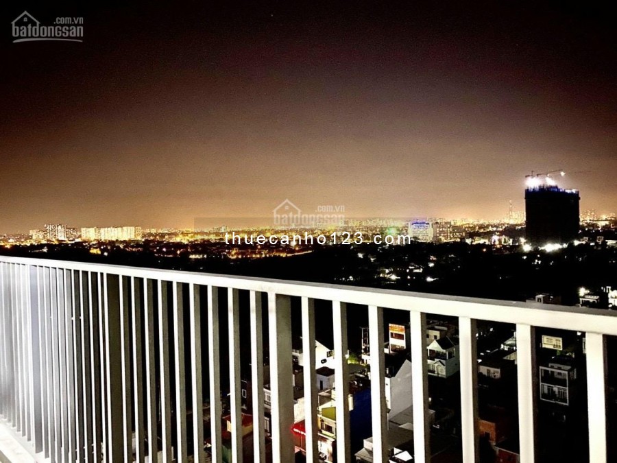Cho thuê căn hộ Marina Tower view sông, nhiều tiện ích, 71m2, 2PN, 2WC, giá 7.5tr/th. LH 0935885889