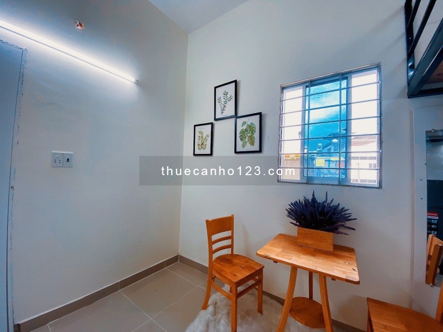 Cho thuê phòng trọ Duplex Võ Thành Trang, Full nội thất, Cửa sổ, Gần ngã tư Bảy Hiền