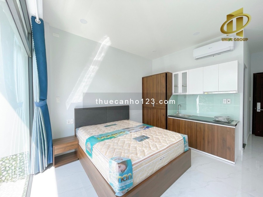 Căn hộ dịch vụ quận 7 Studio full nôi thất Có bancon/ cửa sổ giá rẻ