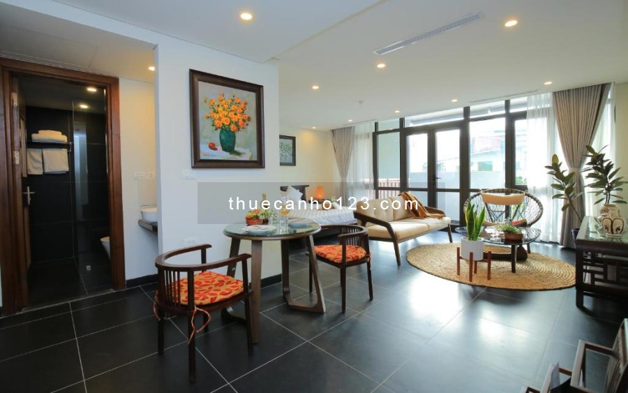 Cho thuê căn hộ dịch vụ mới tinh, full đồ cao cấp, diện tích 40m2 tại Kim Mã
