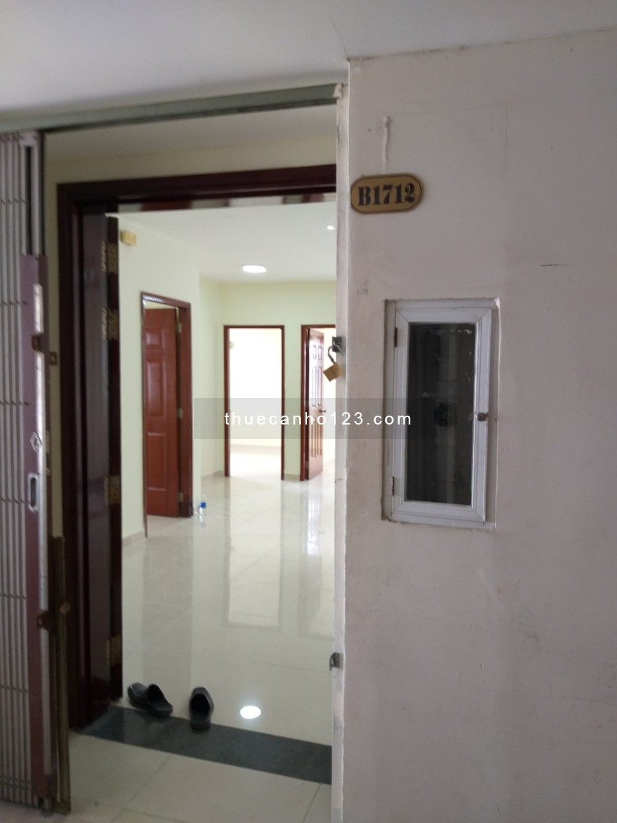 Cần cho thuê căn hộ 100m2 - Chung cư Phú Thạnh, Quận Tân Phú. Nhà mới sửa như mới