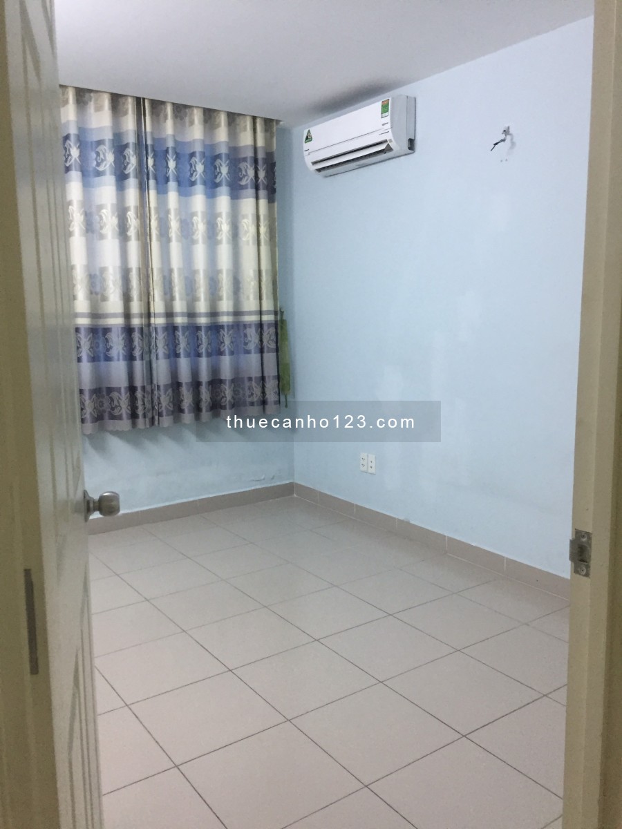 [0937 103 029-Mr.Tiến] Cho thuê căn hộ 2PN-2WC có máy lạnh rèm, máy nước nóng chung cư Hà Đô 10tr/th