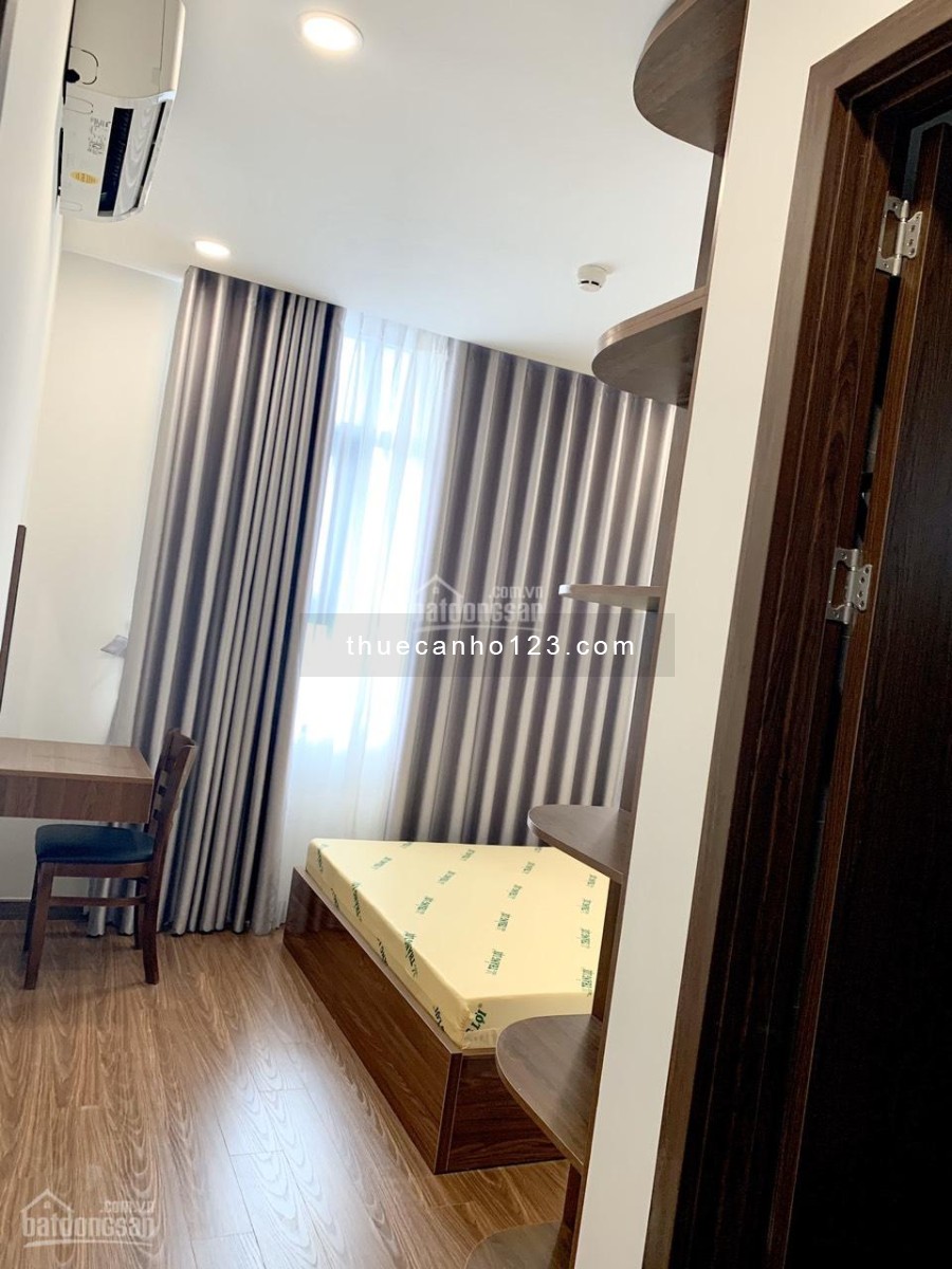 Cho thuê căn hộ Phú Đông Premier, 68m2, có máy lạnh, bao phí quản lý, 6tr/th. LH 0968601023