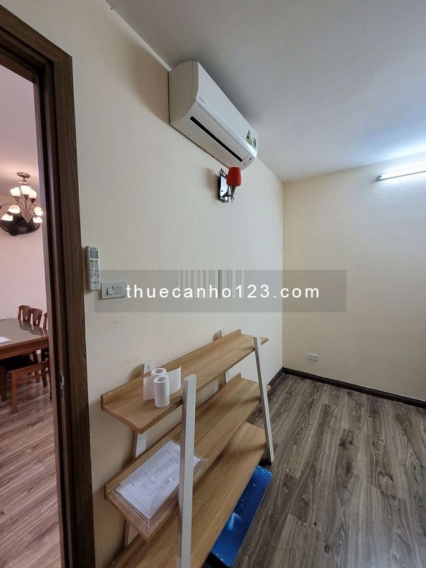 Chính chủ cho thuê căn hộ tại Trương Định Complex 3PN giá rẻ