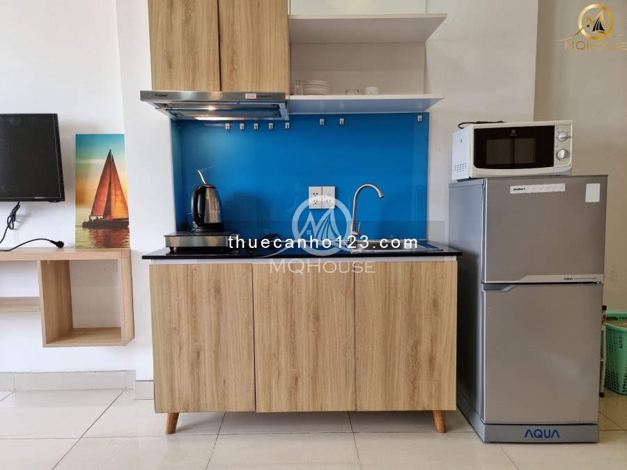 Căn hộ 40m2 Full nội thất mới đẹp, 1PN RIÊNG có ban công view sông Quận 3