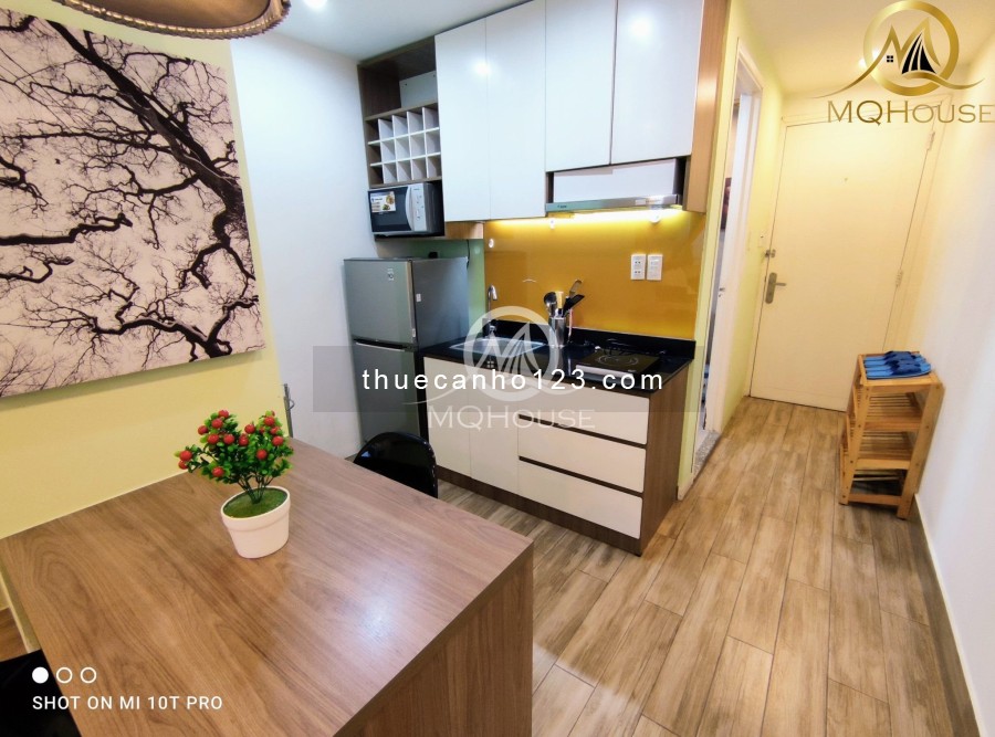 Căn hộ Full nội thất mới thiết kế đẹp, ánh sáng ngập tràn sát q3