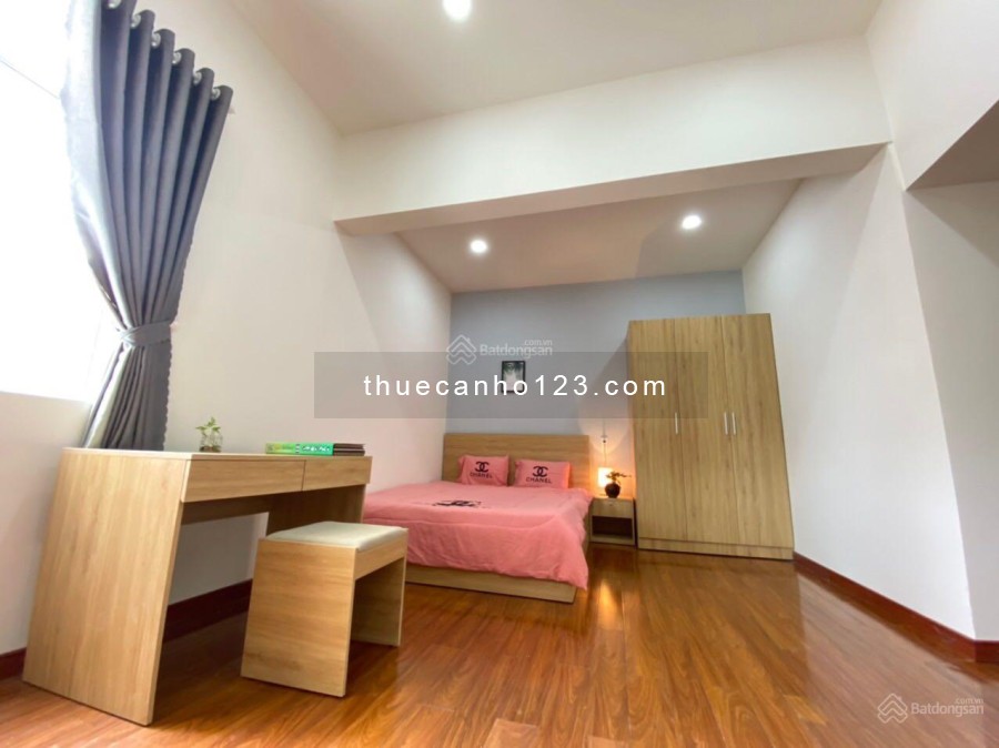 Cho thuê căn hộ 35m2, sân đậu oto, full nội thất, 4.5 tr/tháng. LH 0933113289