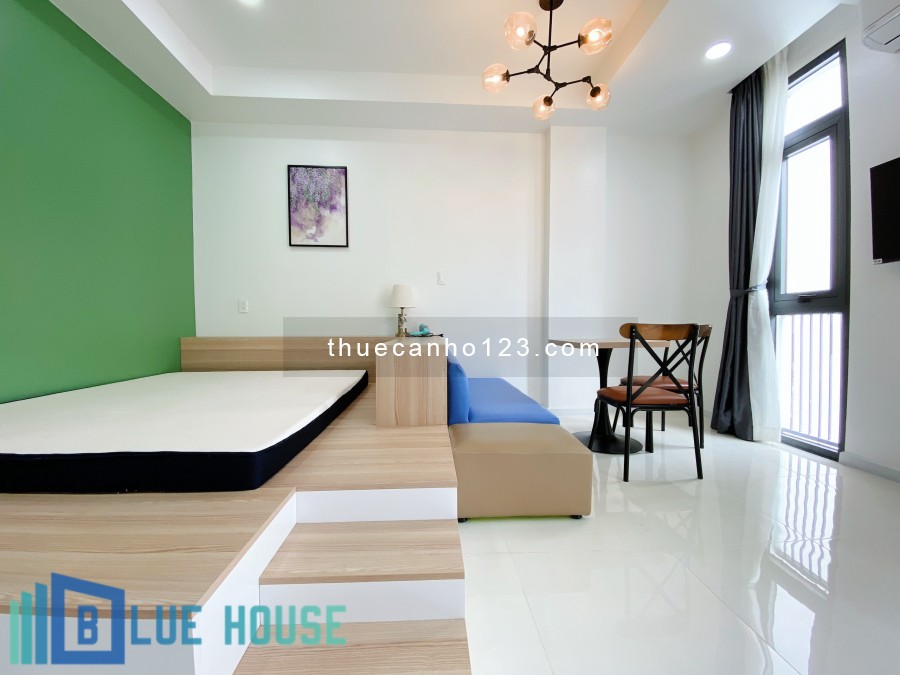 Căn hộ dịch vụ ban công LOTUS APARTMENT gần sân bay, công viên Hoàng Văn Thụ