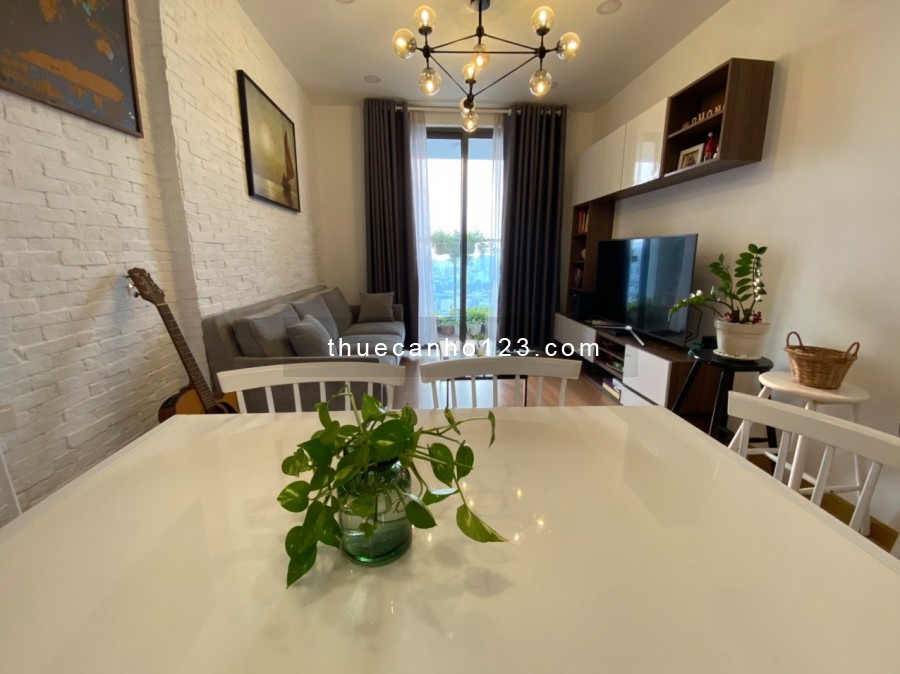 Chỉ còn 16tr/th căn hộ Kingston Residence/2pn. Nội thất cao cấp như hình. Tel Ms Xinh 0979 809060