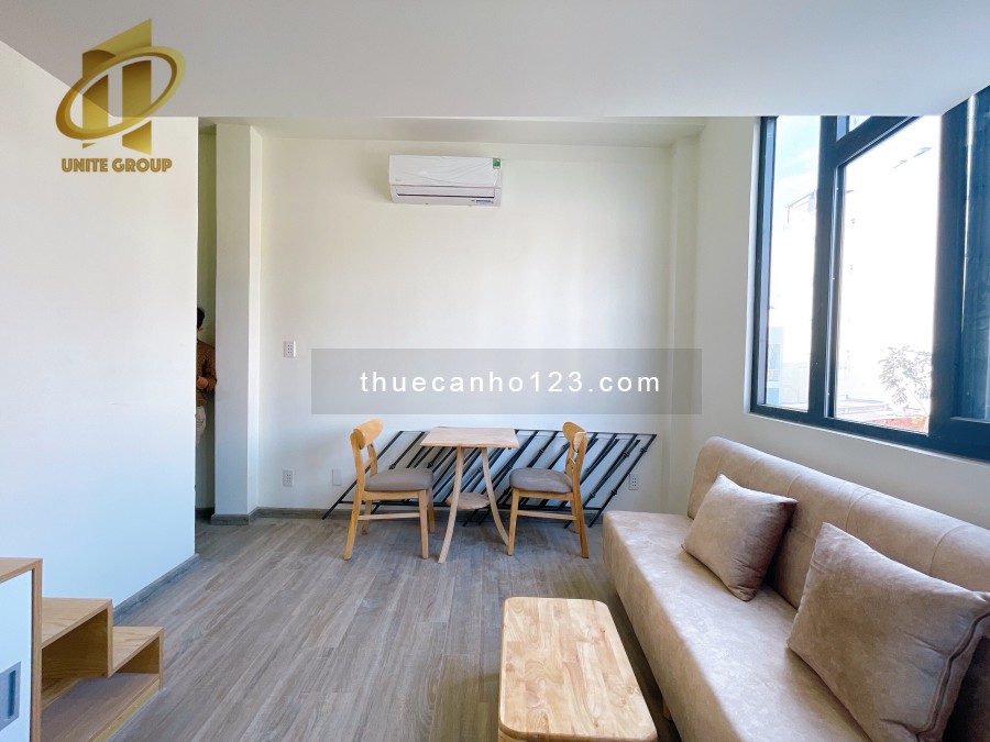 Căn hộ có gác tại 105 Đường Nguyễn Thần Hiến, Phường 18, Quận 4