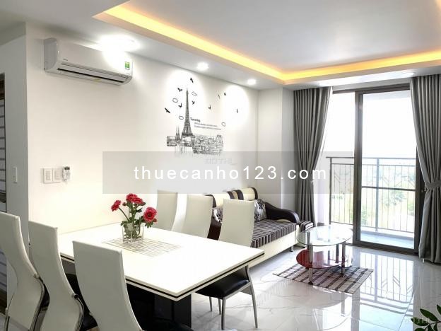 Cho thuê căn hộ Sky Garden 3, Phú Mỹ Hưng, 2PN nhà đẹp giá rẻ 9 triệu/tháng. LH:0931186135 Tuân