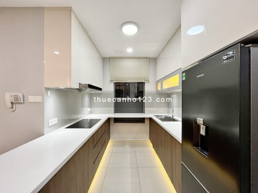 Căn hộ đầy đủ nội thất có 3 phòng ngủ, 2wc tại The Sun Avenue cần cho thuê