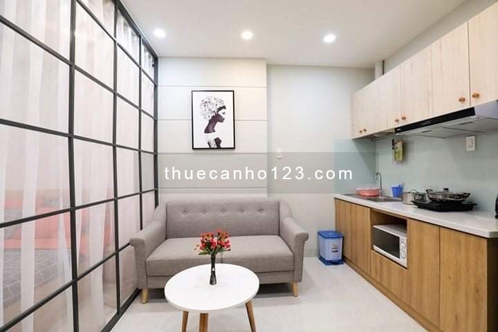 CHDV 1 Phòng ngủ riêng Full nội thất cao cấp mới 100%, có cửa sổ gần Bờ Kè Quận 3