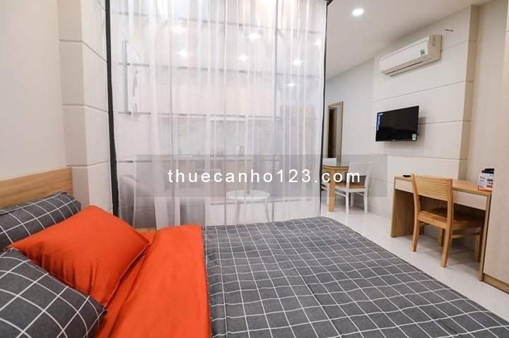 CHDV 1 Phòng ngủ riêng Full nội thất cao cấp mới 100%, có cửa sổ gần Bờ Kè Quận 3