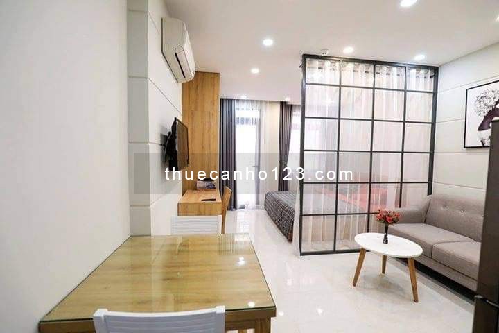 CHDV 1 Phòng ngủ riêng Full nội thất cao cấp mới 100%, có cửa sổ gần Bờ Kè Quận 3