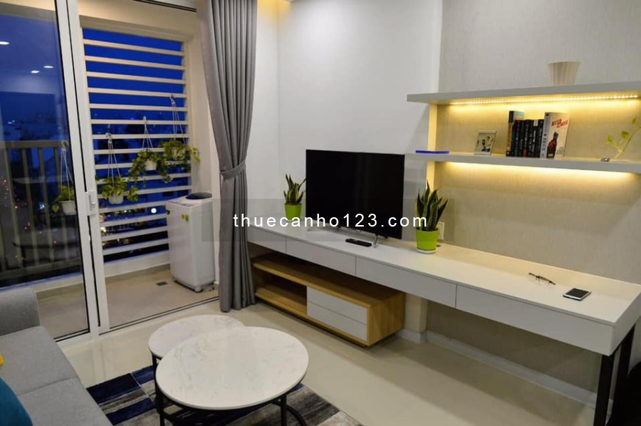 Cho thuê căn hộ 2 phòng ngủ/1WC Orchard Parkview Hồng Hà 65m2 full nội thất 16Tr Tel 0942811343