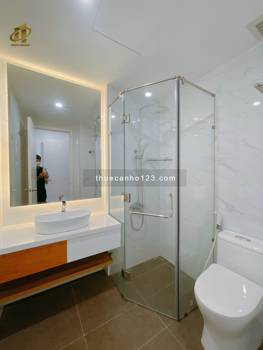 Căn hộ full dịch vụ cao cấp có 1 0 3 tại Quận 1