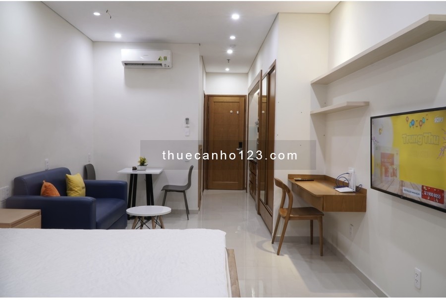 Căn hộ FULL nội thất có máy giặt riêng ngay Q1