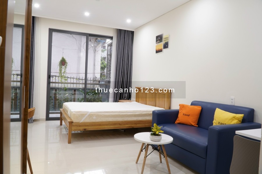 Căn hộ FULL nội thất có máy giặt riêng ngay Q1