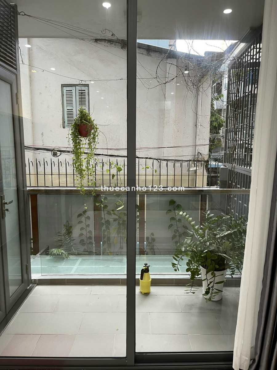 Căn hộ FULL nội thất có máy giặt riêng ngay Q1