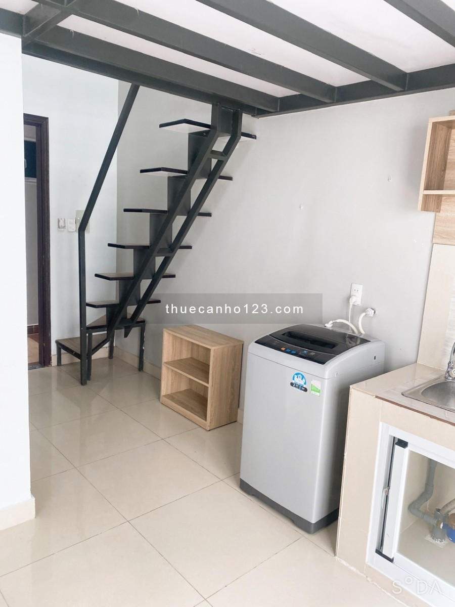 KCX Tân Thuận, Tân Thuận Tây, Duplex full nội thất, có cửa sổ, có máy giặt riêng