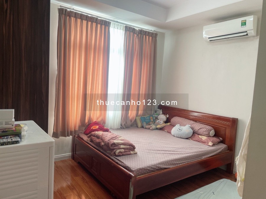 Cho thuê căn hộ 2 phòng ngủ Cộng Hòa Plaza full tiện nghi y hình đính kèm 12 Triệu Tel 0942811343