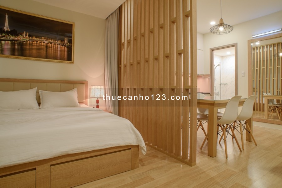Căn hộ cao cấp - Trung tâm Quận 3 - Phòng ngủ vách ngăn bếp xịn xò - Cao Thắng.