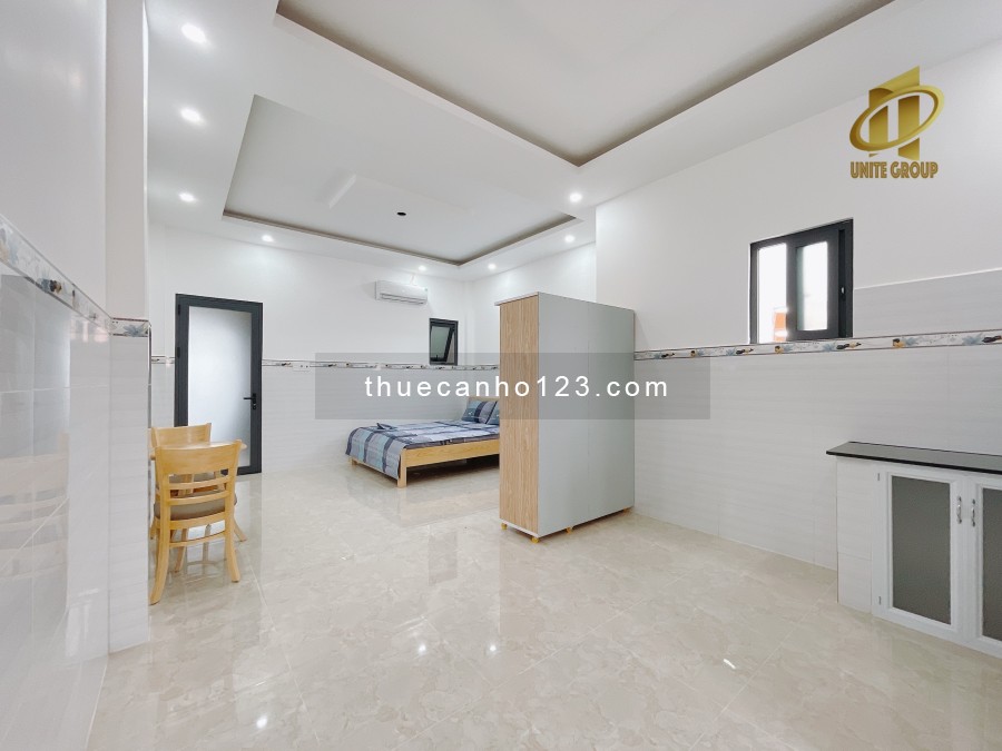 Giá hạt dẻ. Với CHDV tại Tân Quy. Q7. Gần Lotte. Cầu Phú Mỹ. Cửa sổ, ban công