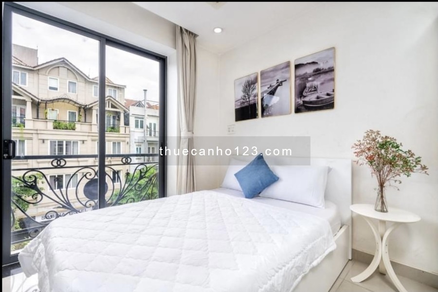 Căn Hộ Full Nội Thất Ban Công, Cửa Sổ Lớn Gần Đh TĐT, Vivo, Lotte Mart