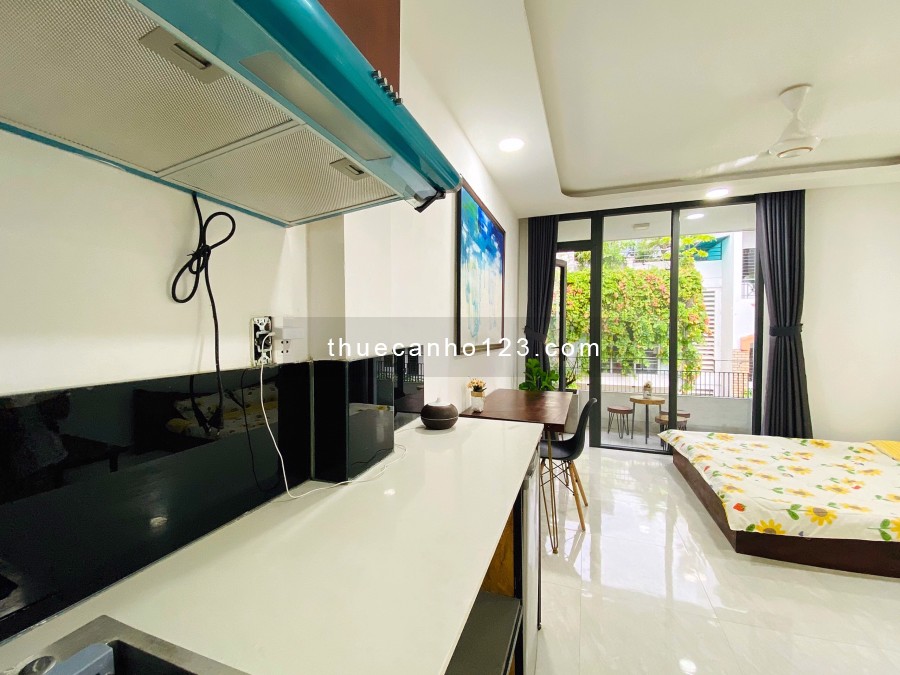 Studio Ban Công Cây Xanh thoáng mát, Full nội thất tại 493 Nơ Trang Long, Phường 13, Bình Thạnh