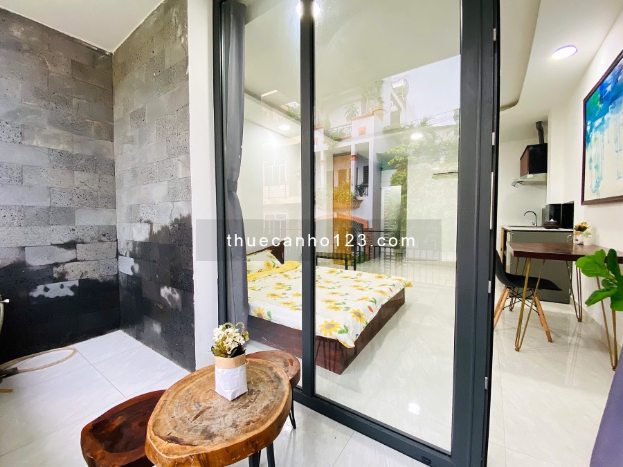 Studio Ban Công Cây Xanh thoáng mát, Full nội thất tại 493 Nơ Trang Long, Phường 13, Bình Thạnh