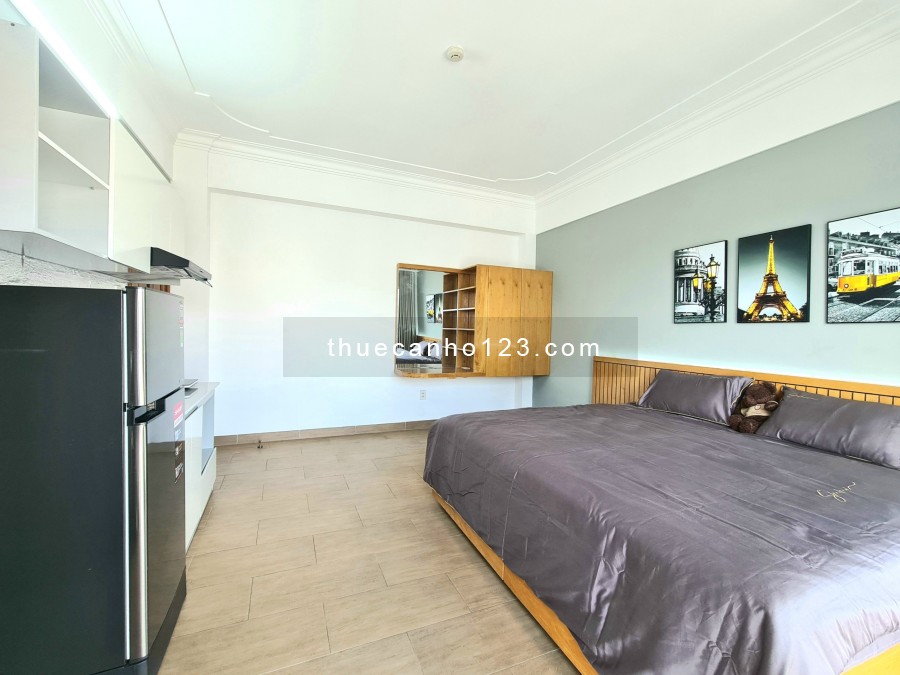 Căn hộ Studio FULL nội thất cao cấp ban công thoáng mát ngay Quận 1