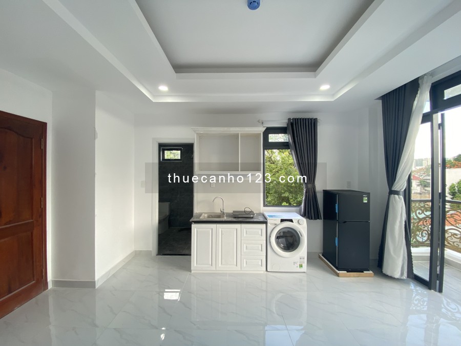Cho thuê căn hộ MT Nguyễn Thượng Hiền, mới xây 100% có ban công, cửa sổ lớn