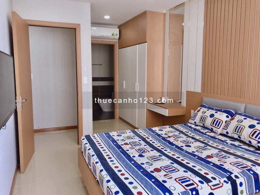 Cho thuê căn hộ 85m2 2 phòng ngủ quận Tân Bình, đầy đủ nội thất