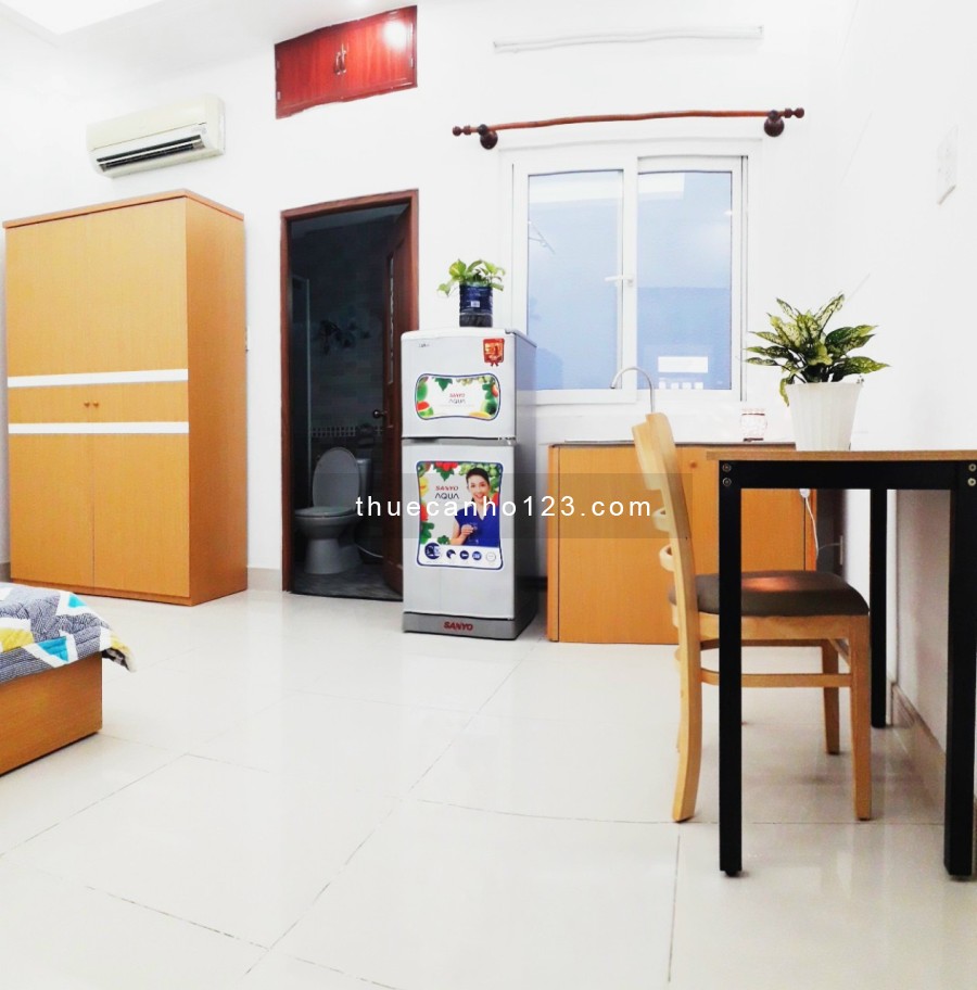  Căn studio ban công rộng tới 30m2 tại Huỳnh Văn Bánh 