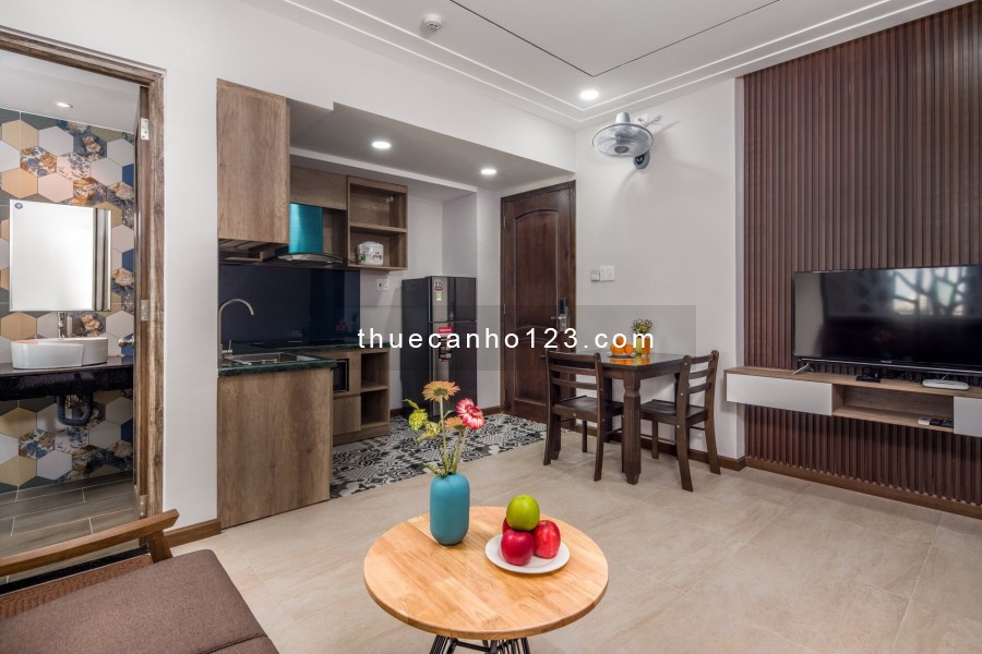 Cho thuê căn hộ 1 phòng ngủ diện tích từ 40m2 đến 45m2 ngay Hồ Xuân Hương