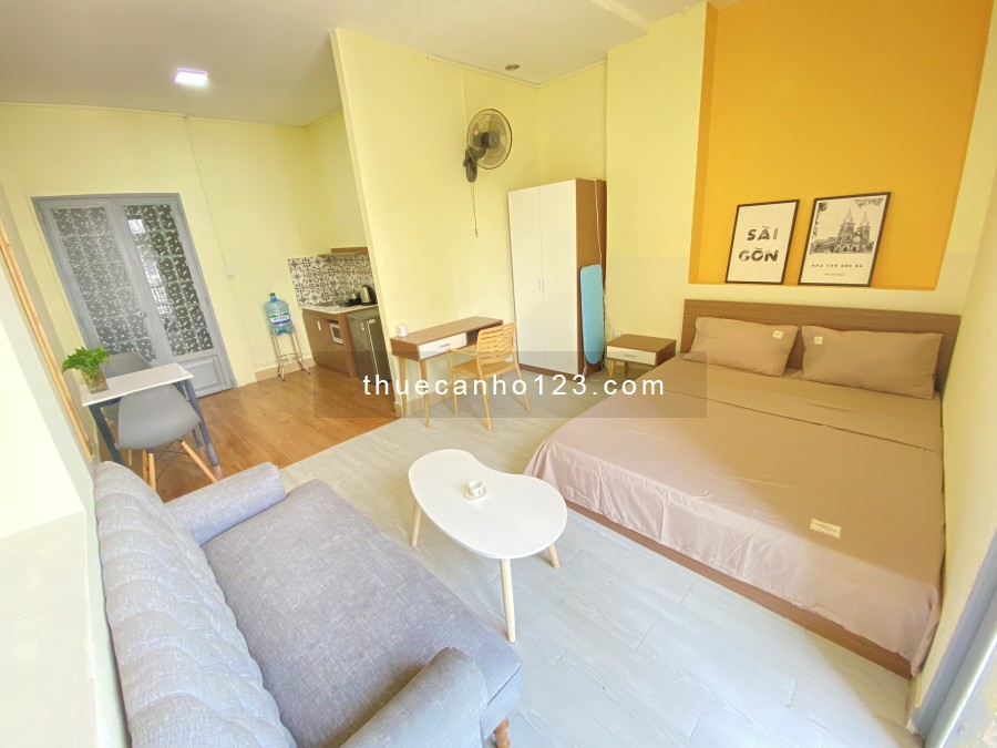 Căn hộ cao cấp, 45m2, Ban công lớn, Full tiện nghi, Free dịch vụ