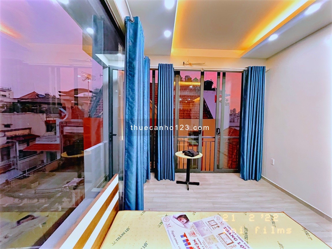 Bùng nổ tháng 6 Studio Full nội thất mới, thiết kế cửa kính mới mẻ, view đẹp